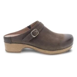 Dansko Berry Mushroom Burnished Nubuck -Dansko Stepzone Sales Store 9421871600 VIS
