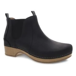 New Arrival 7 Dansko Becka Black Oiled Pull Up