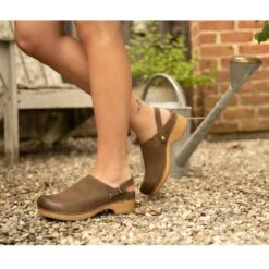 Dansko Berry Mushroom Burnished Nubuck -Dansko Stepzone Sales Store Barnes PDP Berry mushroom strap