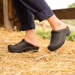 Dansko Sonja Black Oiled -Dansko Stepzone Sales Store HeritagePDPSonjaBlackOiled2 6e1c1bab 60f6 422a 8fd4 545a14b459d0