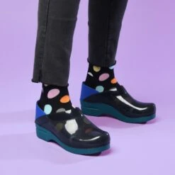 Dansko Professional Black Translucent 9 Dansko Professional Black Translucent -Dansko Stepzone Sales Store S23 PDP ProTranslucent Black 2400x2400.3